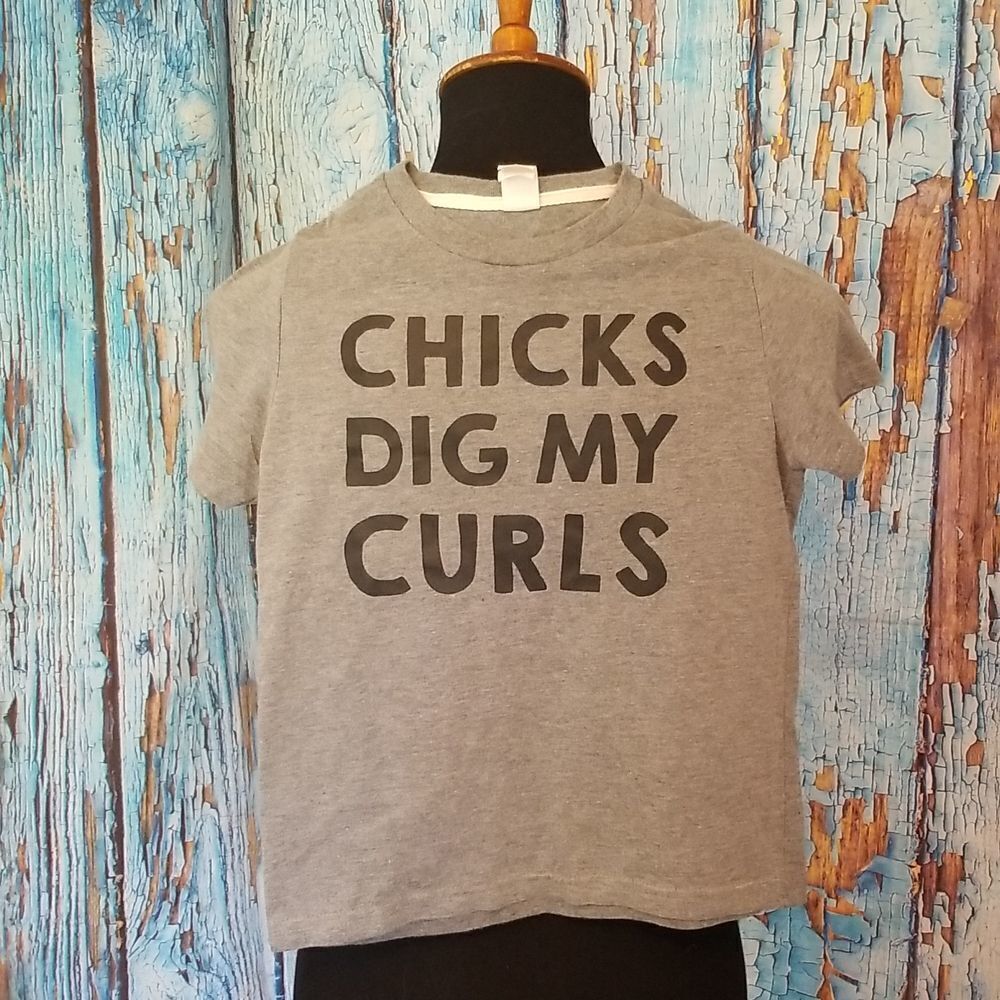 𝅺boys Chicks Dig my Curls Shot Sleeve Tshirt sz small